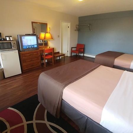 Northlander Motel Су-Сент-Марі Екстер'єр фото