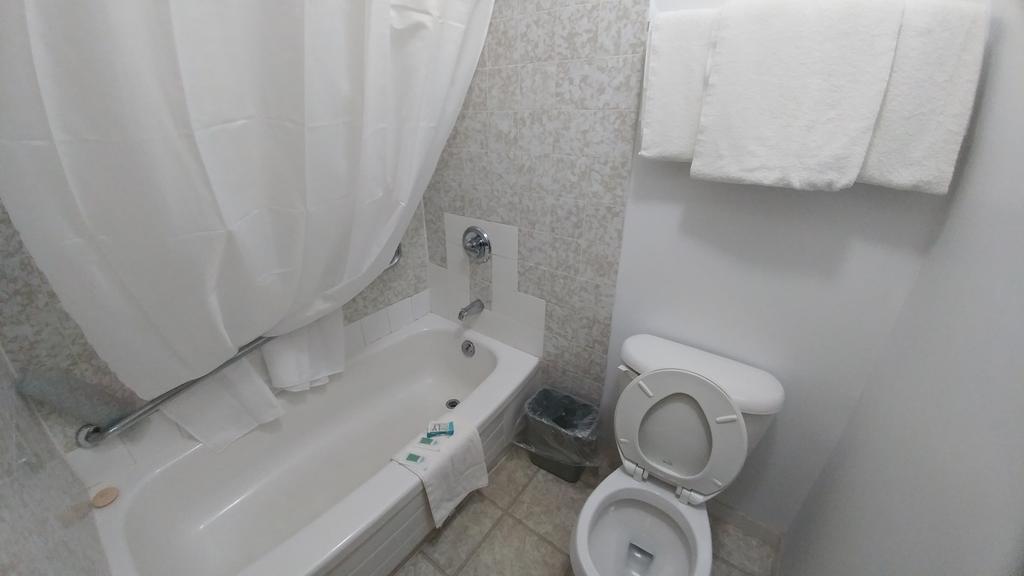 Northlander Motel Су-Сент-Марі Екстер'єр фото